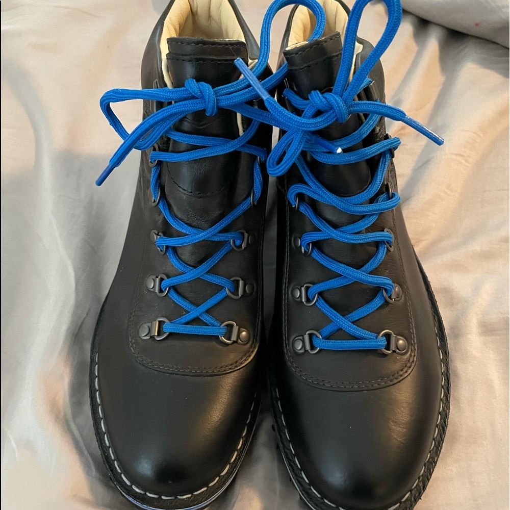 Merrell Waitsfield Sugarbush Boots NWOT